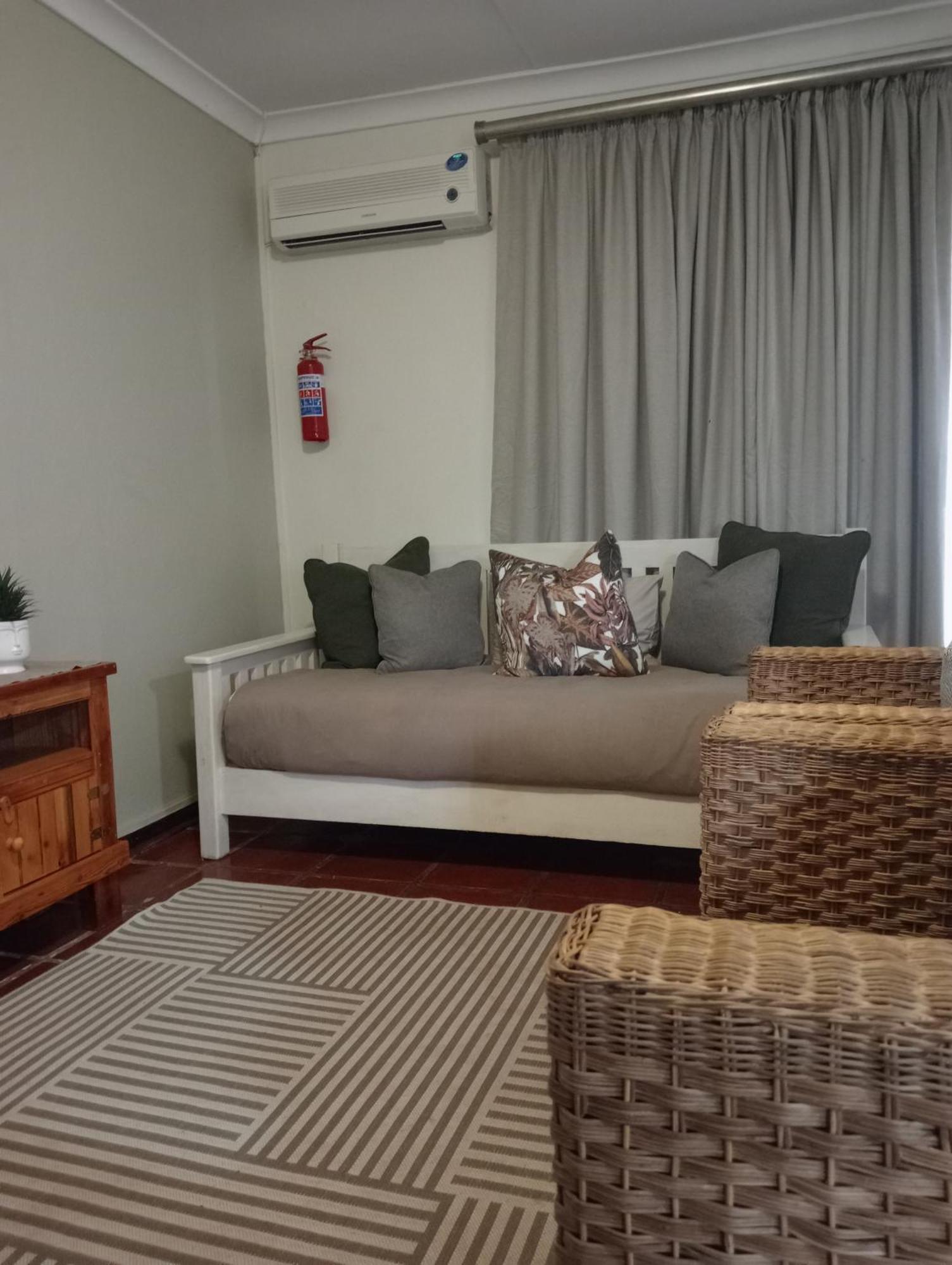 בלומפונטייין A Cherry Lane Self Catering And B&B מראה חיצוני תמונה